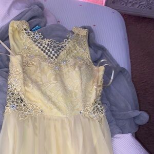 Elegant Yellow Lace Dress